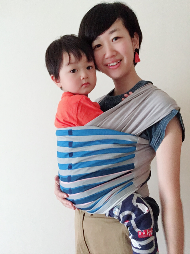 WA babywrapを運営する須佐瞳さんの写真